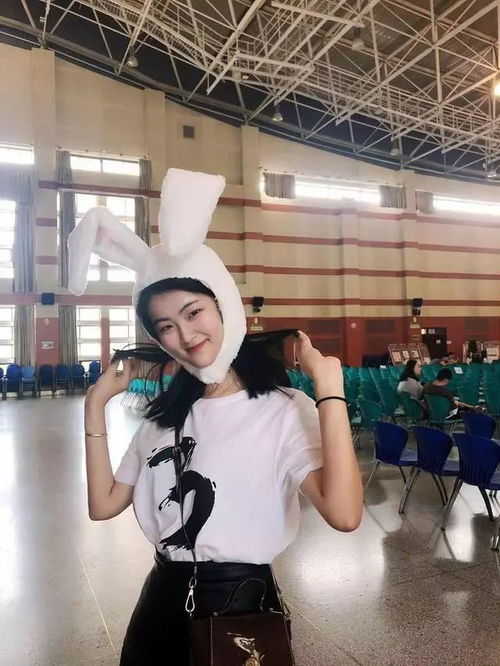 赵丁炜 大学4年获3万奖学金,每门课90分以上,21岁女神学霸保送北大硕博连读